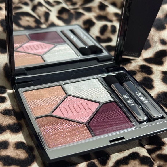 Dior Diorshow 5 Couleurs 983 Champs‑Elysees 
Limited Edition Eyeshadow Palette 🎀 - Picture 3 of 10